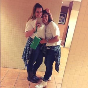 Meet your Posher, Kayla