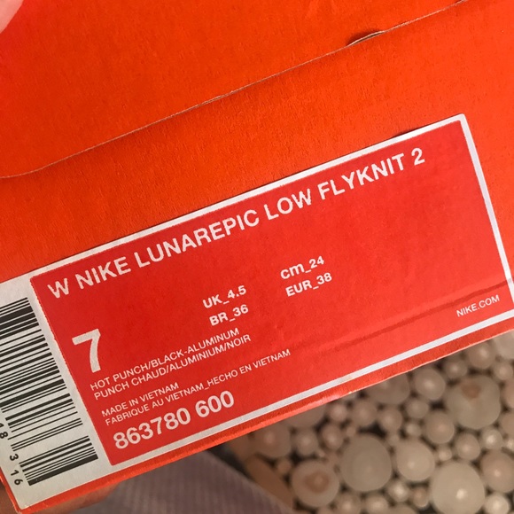 BRAND NEW NIKE LUNAREPIC FLYKNIT LOW - Picture 4 of 4