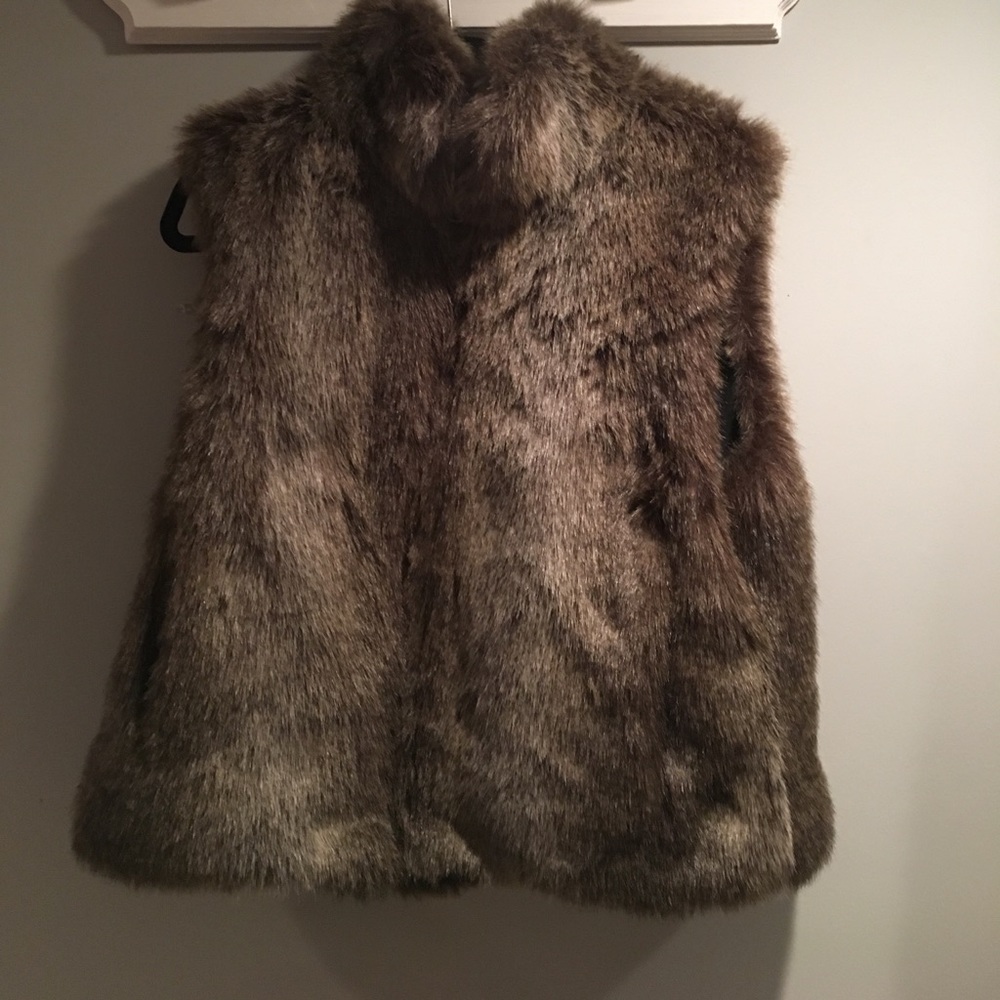 Faux Fur vest Reversible