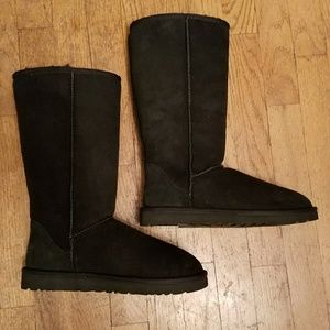 Black Ugg Boots