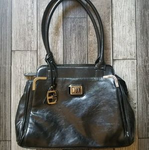 ELLEN TRACY faux leather bag