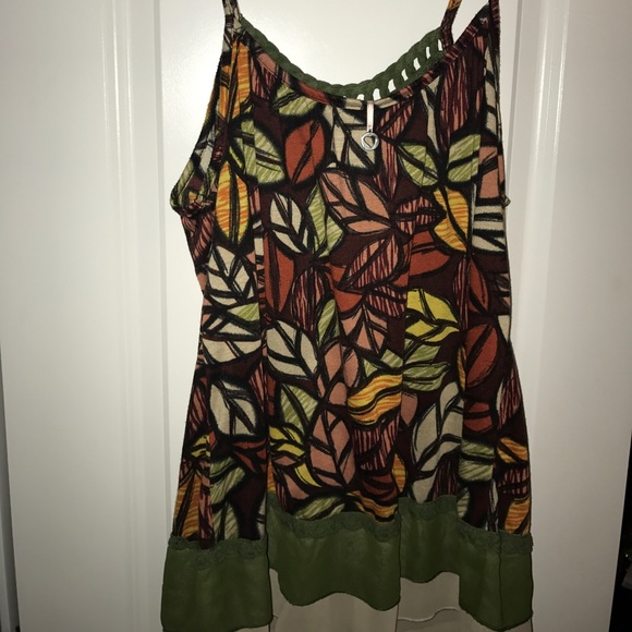 Knitted front spaghetti strap shirt - Picture 2 of 2