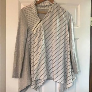 Mystree sweater size small
