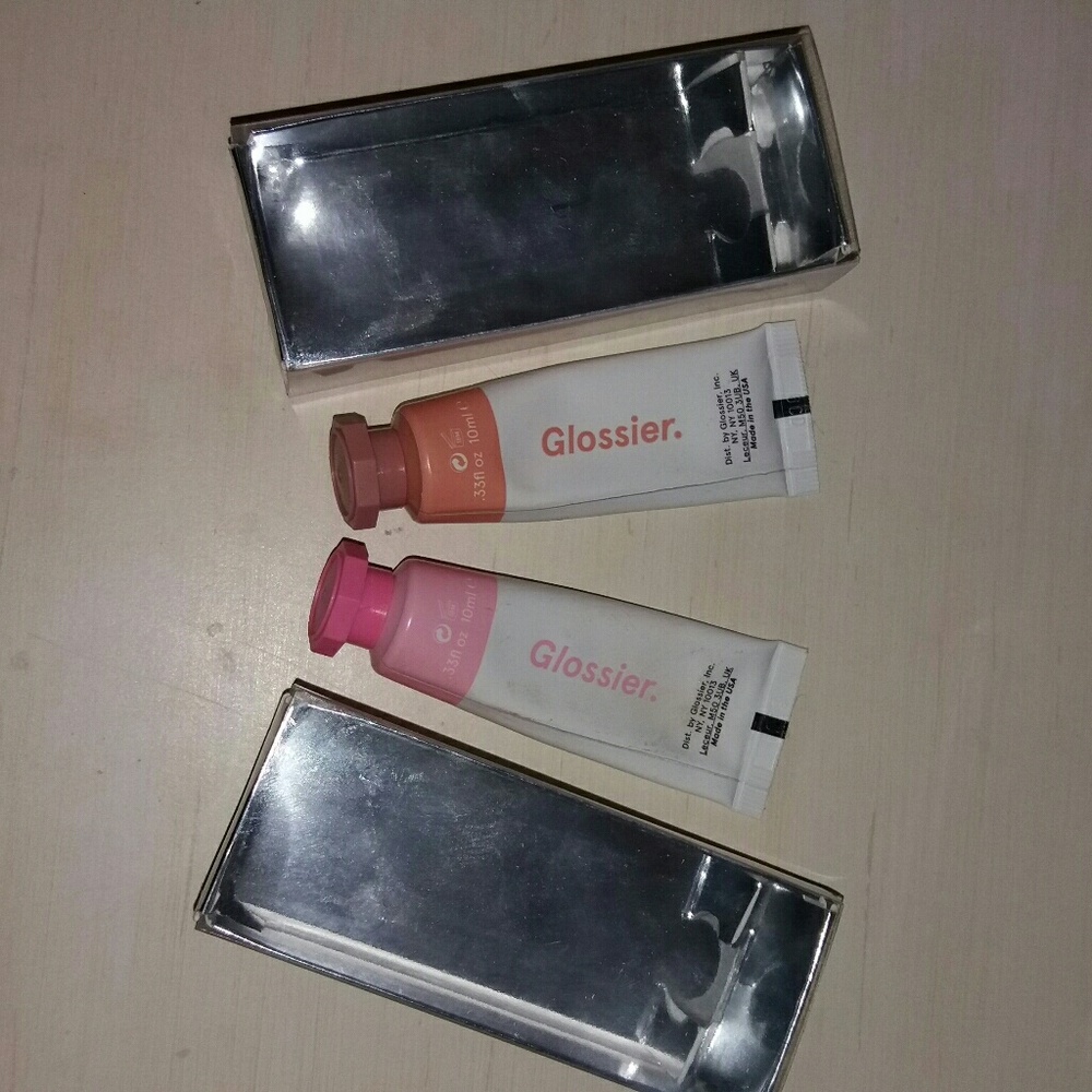 Glossier Cloud Paint Duo in Dusk & Puff