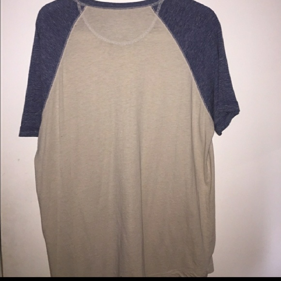 Lucky Brand short sleeve henley size L - Picture 3 of 3