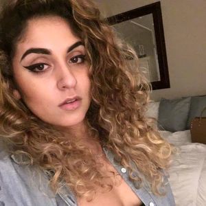 Meet your Posher, Alexandria