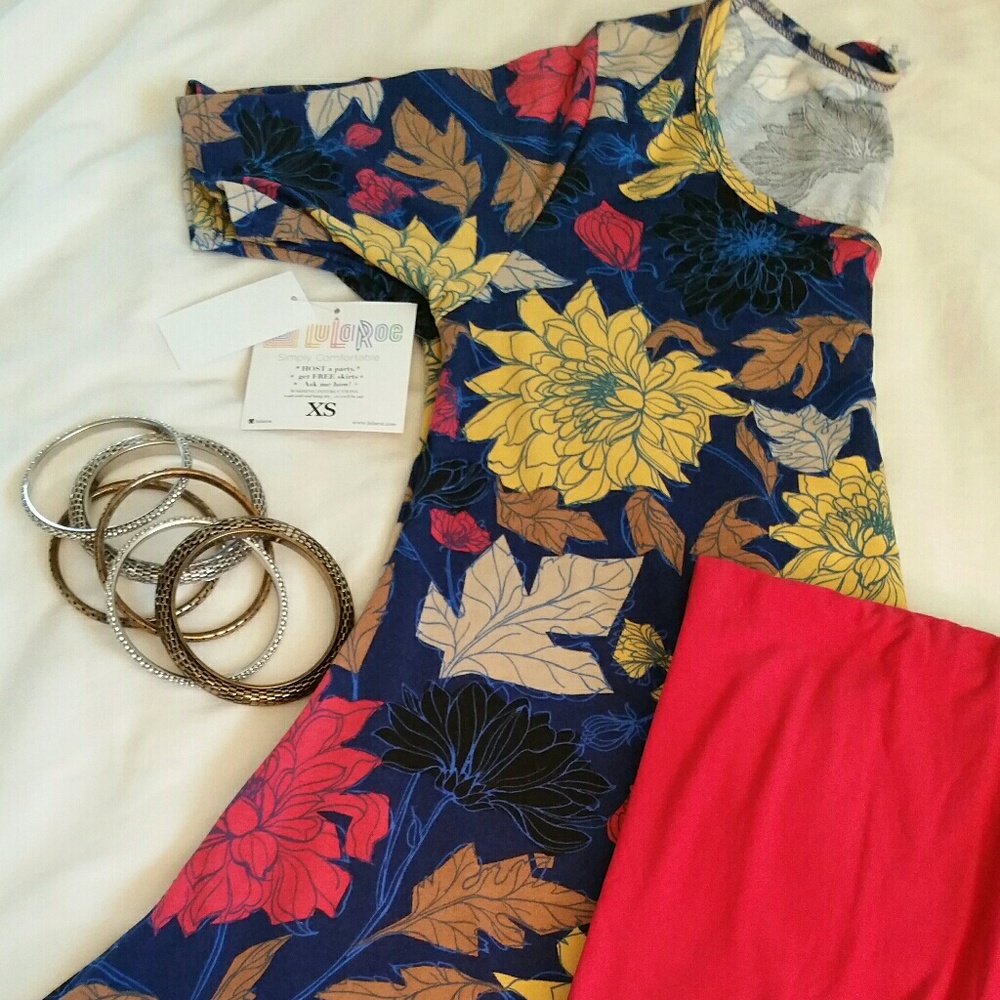 Lularoe Outfit XS Perfect & OS Leggings