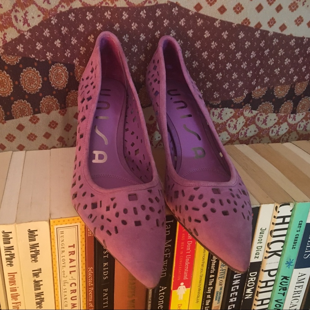 Vintage Unisa Pink Suede Cut Out Kitten Heels - Picture 2 of 8