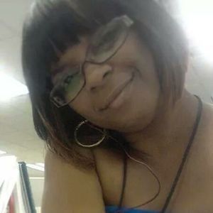 Meet your Posher, Dionne