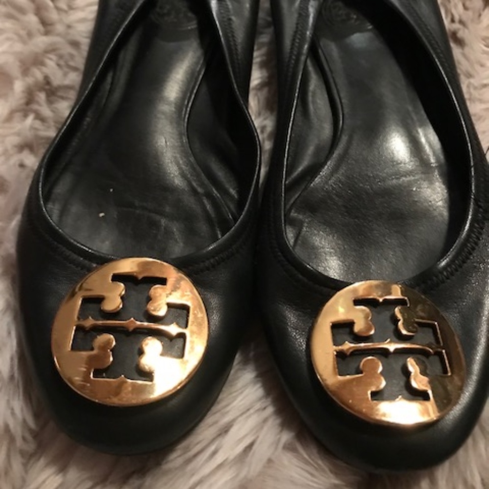 Classic black Tory Burch Reva flats