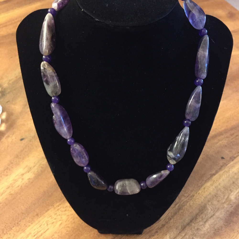 Amethyst cabochon necklace