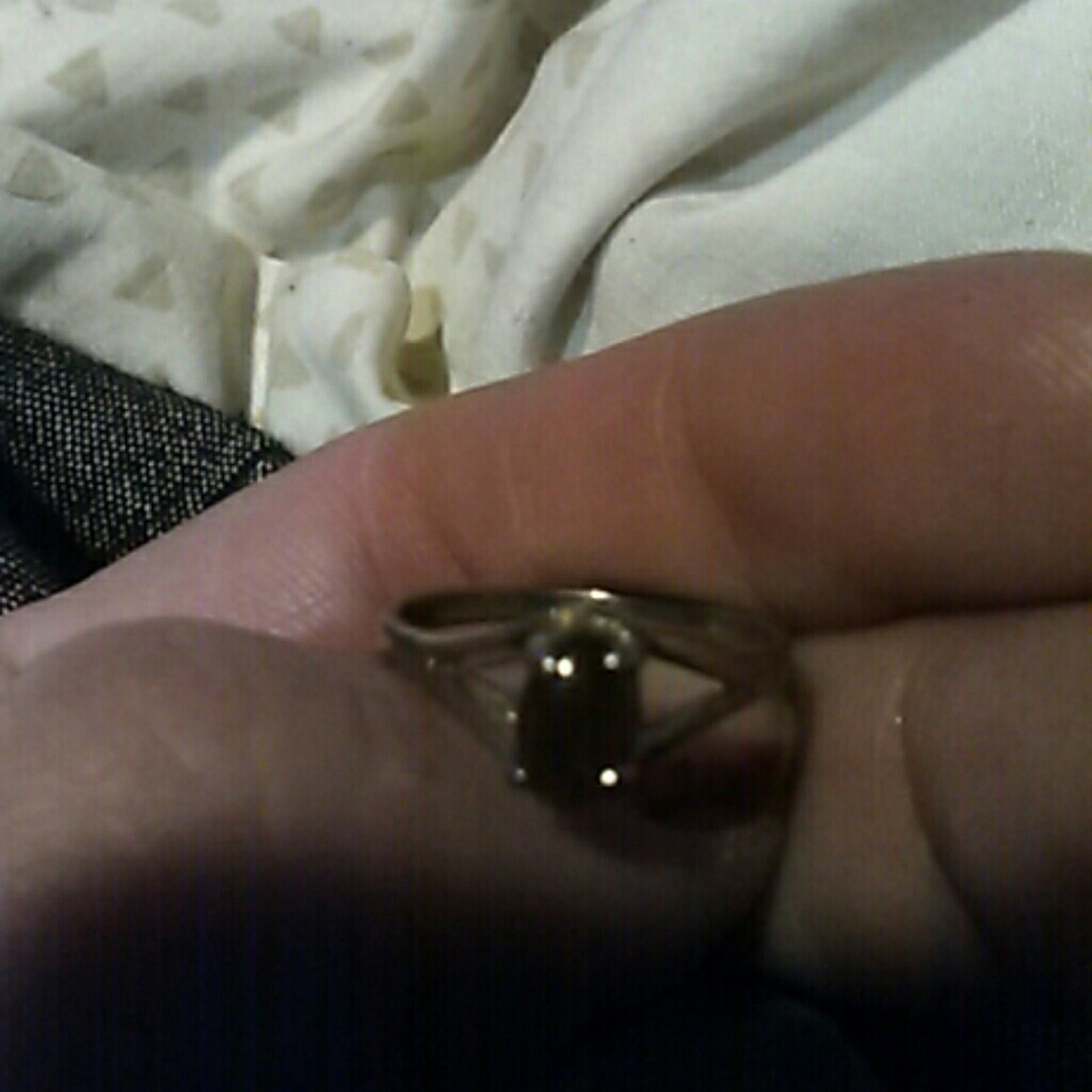 Jewelry - Picture 2 of 2
