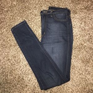 High waisted jeans