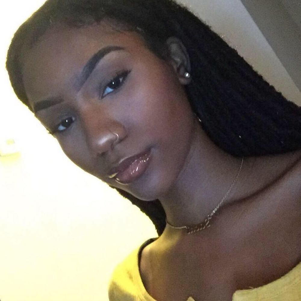 Meet your Posher, Ameena