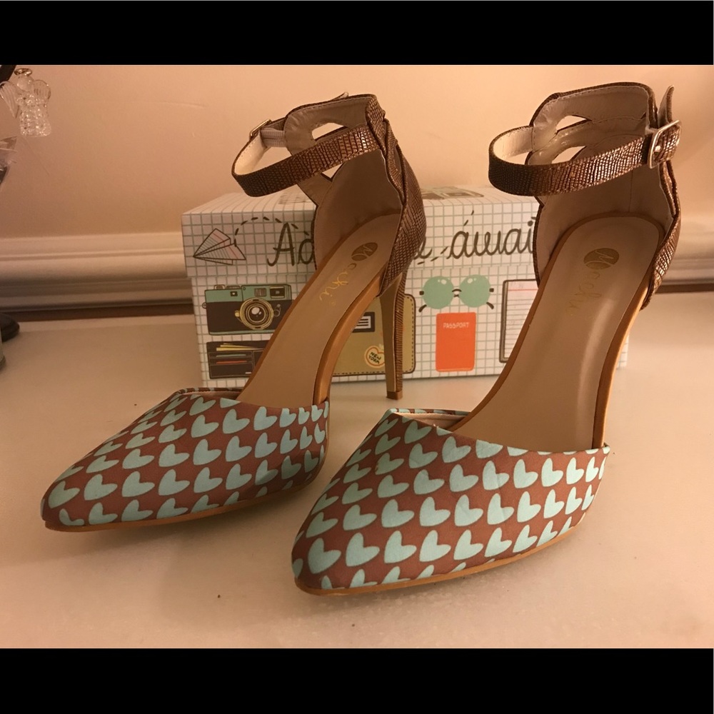 Beige , blue-teal Machi high-heels US 8
