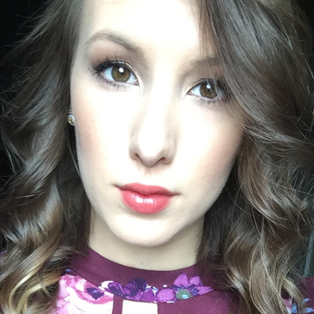 Meet your Posher, Hannah