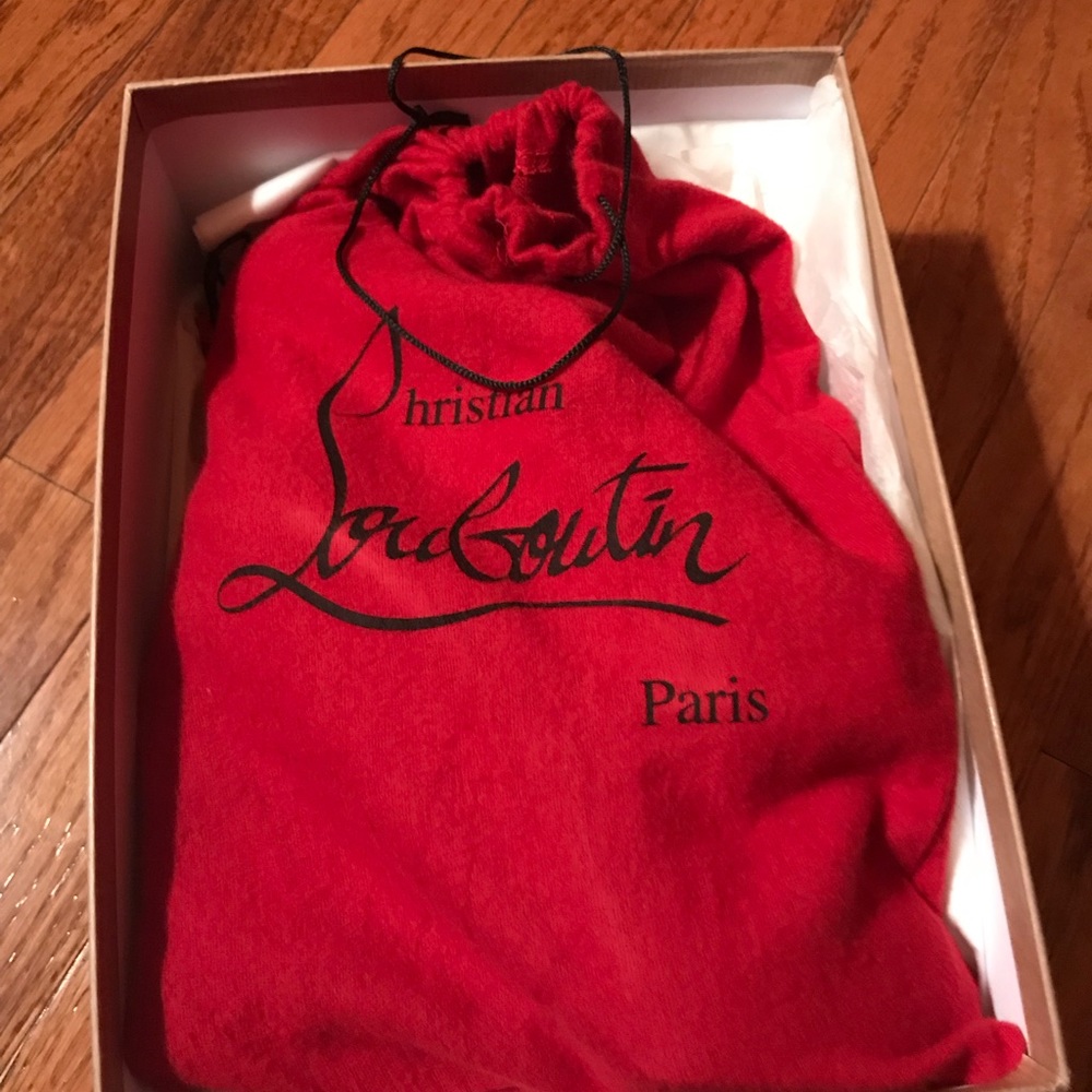 Christian Louboutin New Very Prive  120 Patent