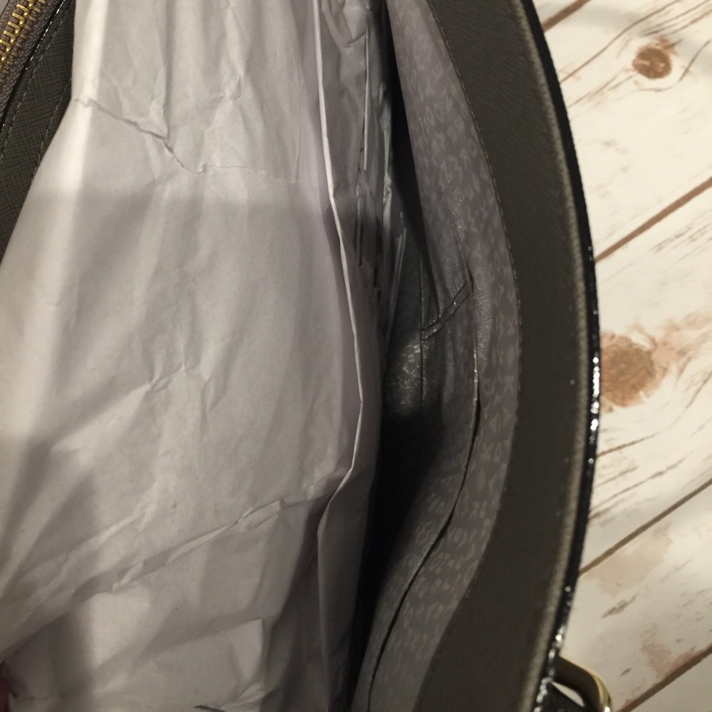 🔥SALE🔥NWT Kate Spade Cove Street Airel in Grey - Picture 4 of 5