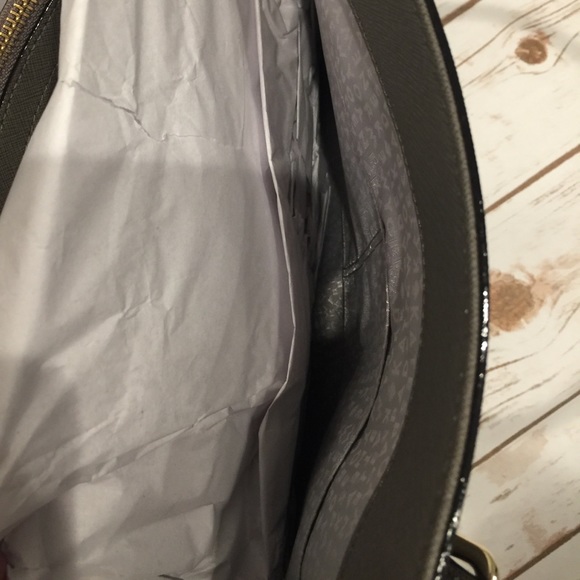 🔥SALE🔥NWT Kate Spade Cove Street Airel in Grey - Picture 4 of 5