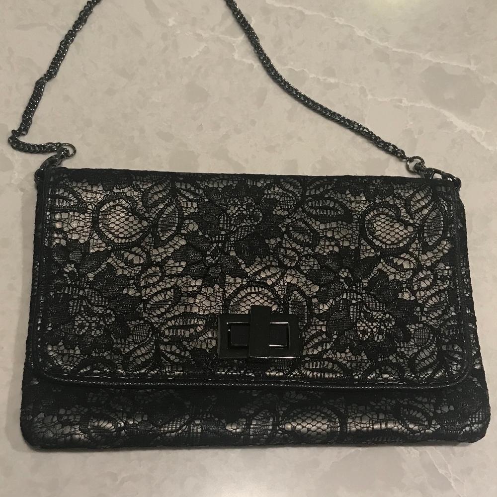 Convertible Lace Clutch with chain BLACK