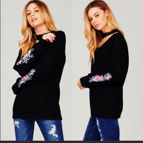 Sweater Black With Embroidered Rose Floral Design - Picture 2 of 5