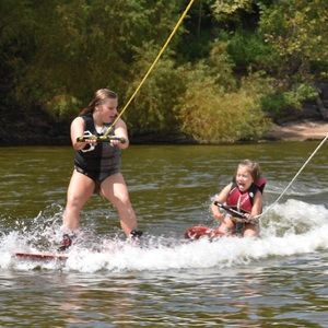 Meet your Posher, Chloe