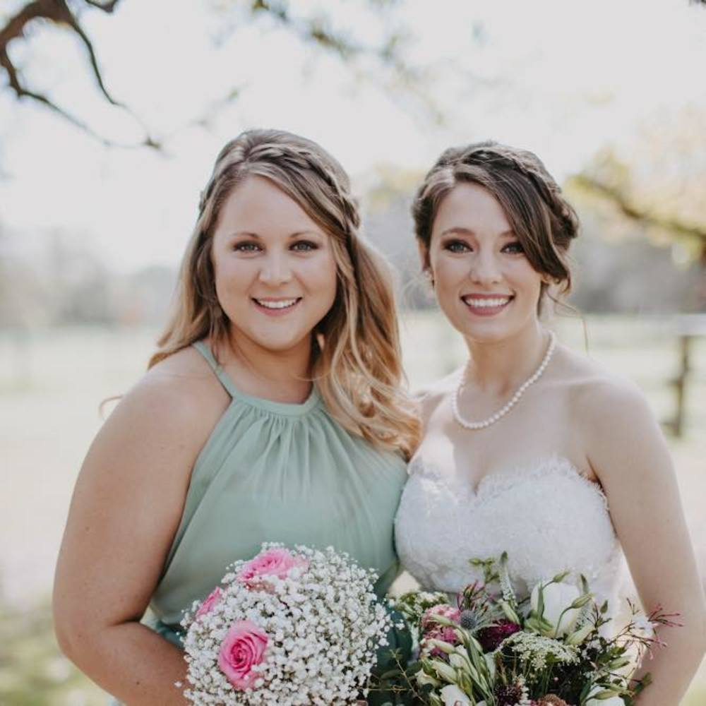 Meet your Posher, Hayley