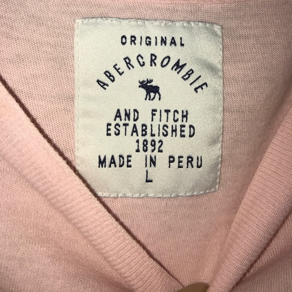 Abercrombie short sleeve - Picture 2 of 3