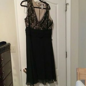 studio 1940 black Dress with Lace and Tan