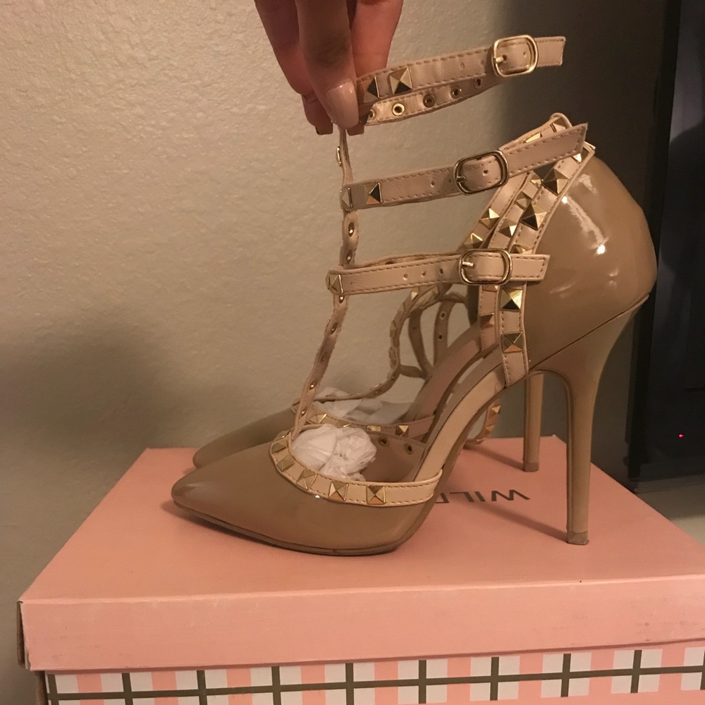 Wild diva studded heels