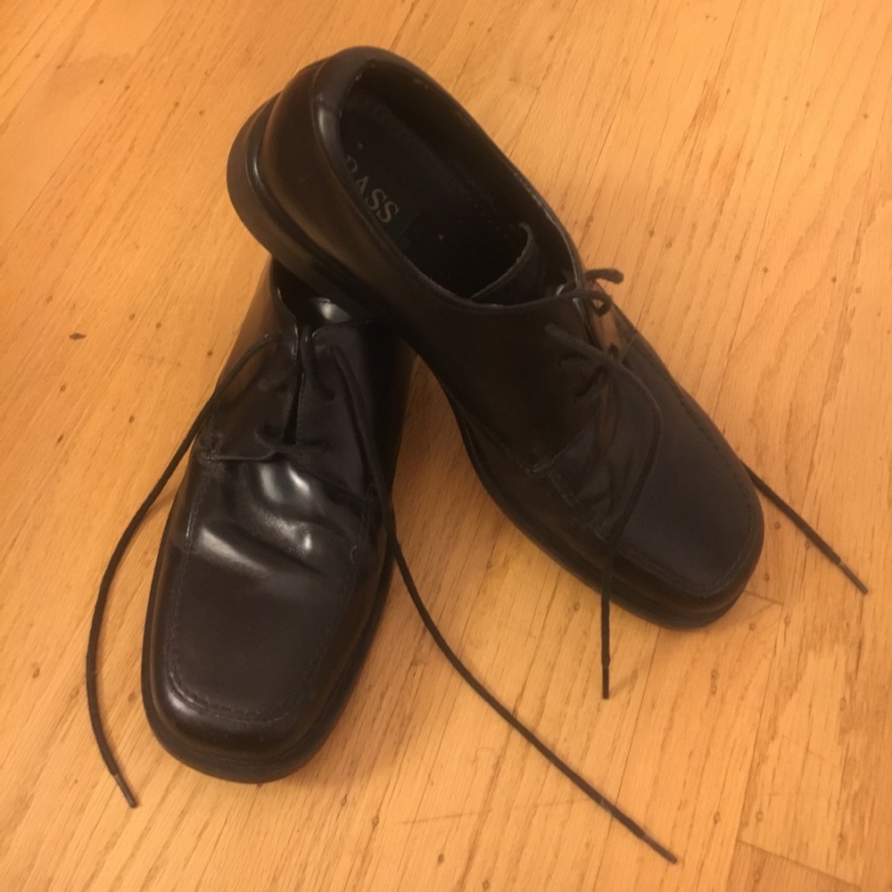 Bass men's leather black dress shoes