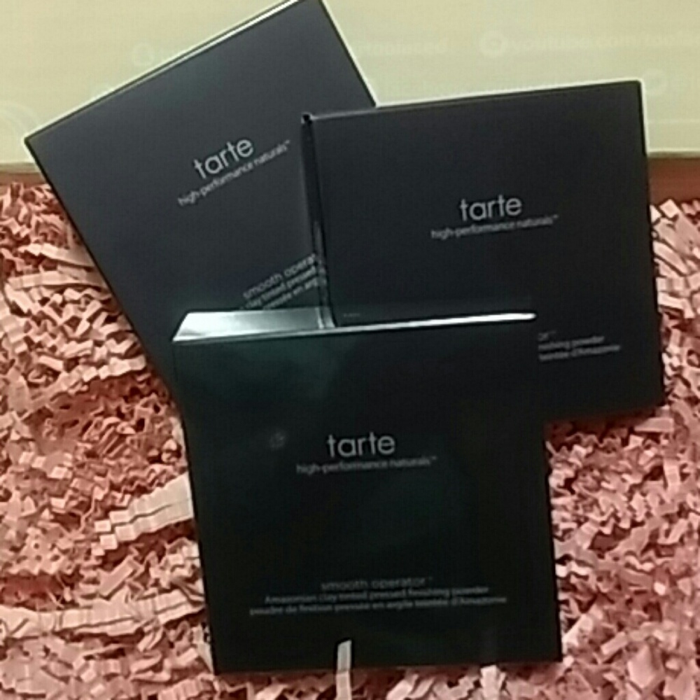 Tarte Smooth Operator Pressed Powder