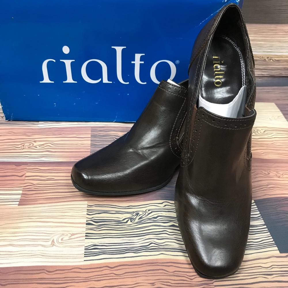 Rialto Brown shoes size 9M