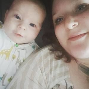 Meet your Posher, Courtney