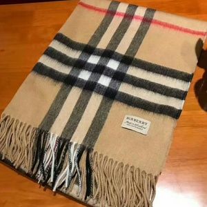 Burberry 100% Cashmere scarf