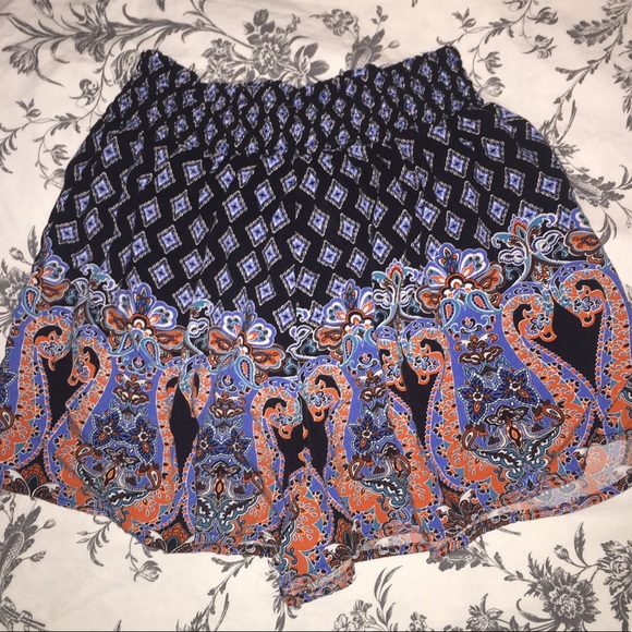 Boho Shorts - Picture 2 of 2