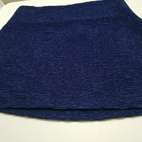BCBG Mini skirt in cobalt blue - Picture 4 of 7