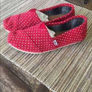 Toms Red & White Polka Dot Shoes (Size 8.5)