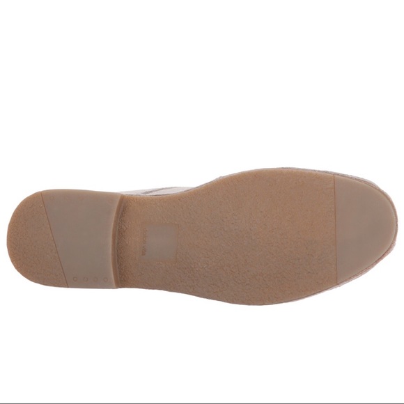 Dolce Vita Findley Nubuck Light Gray Suede Booties - Picture 3 of 8