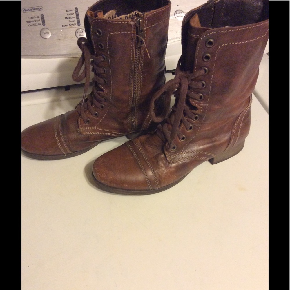 Steve Madden - Picture 2 of 5