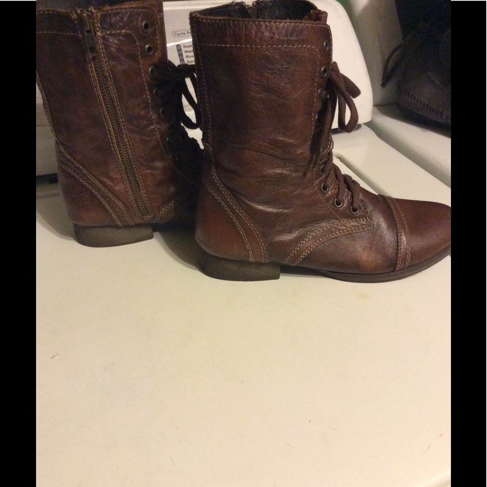 Steve Madden - Picture 3 of 5