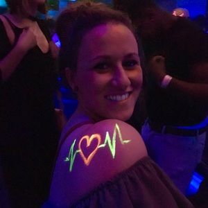 Meet your Posher, Danielle