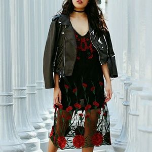 Forever 21 floral embroidery mesh dress