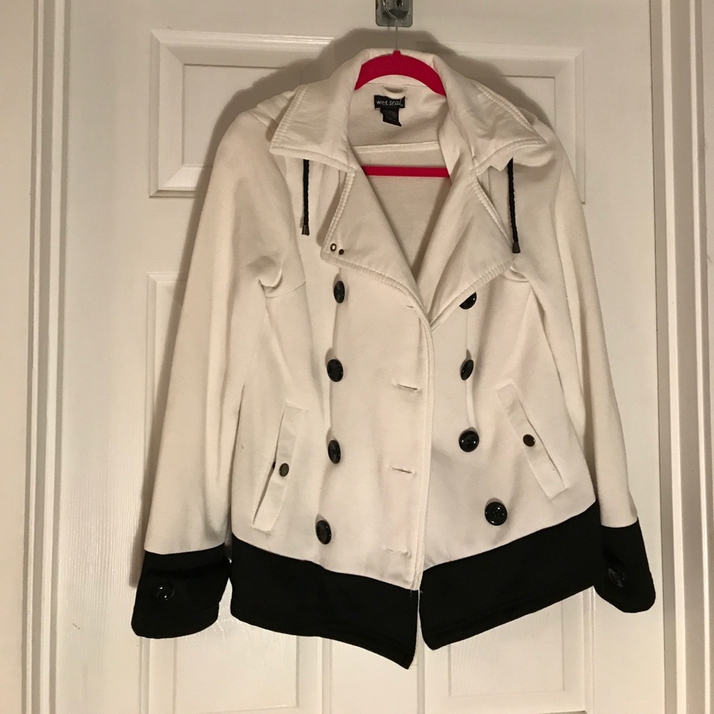 Hooded jacket - Picture 1 of 6