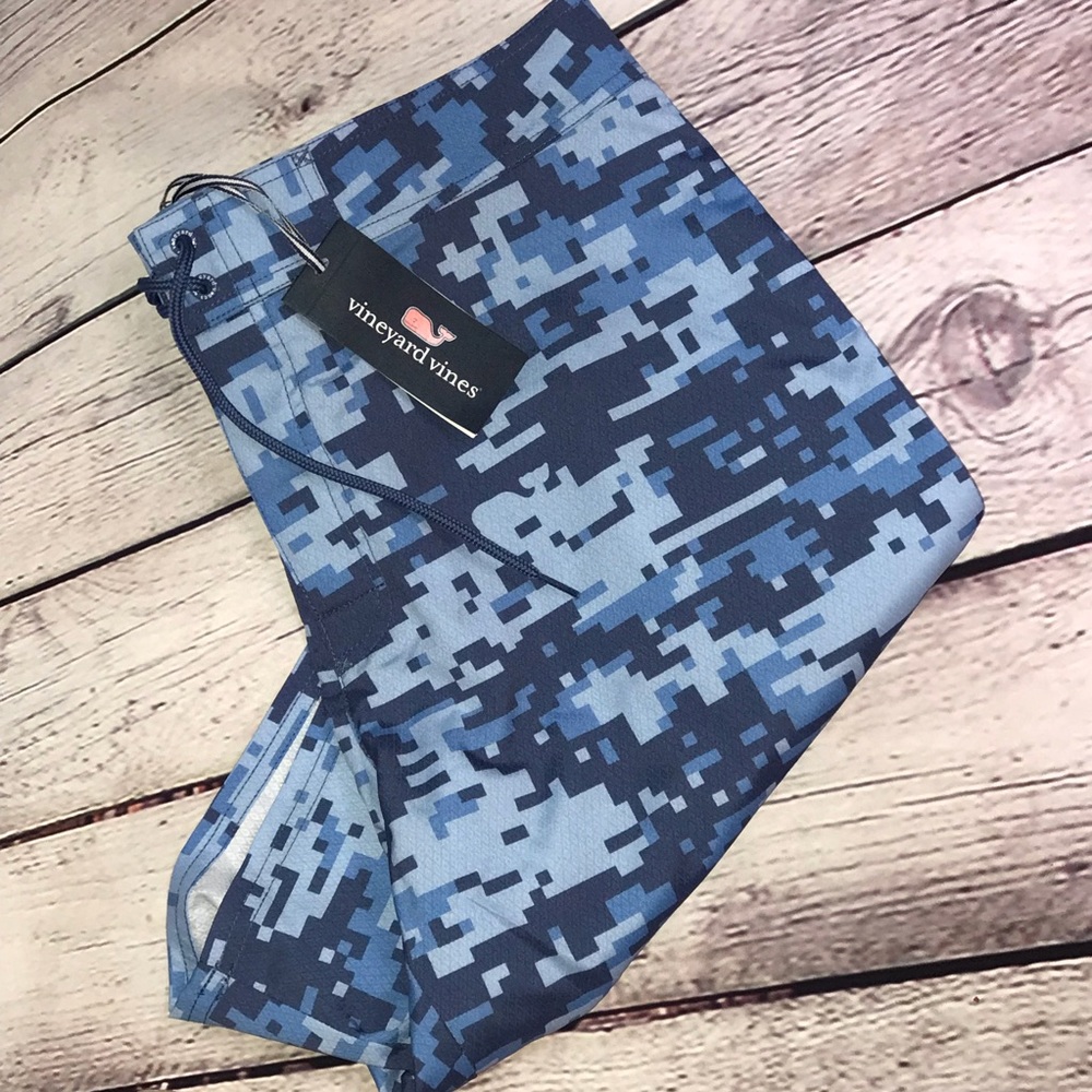 Vineyard Vines Swim Short