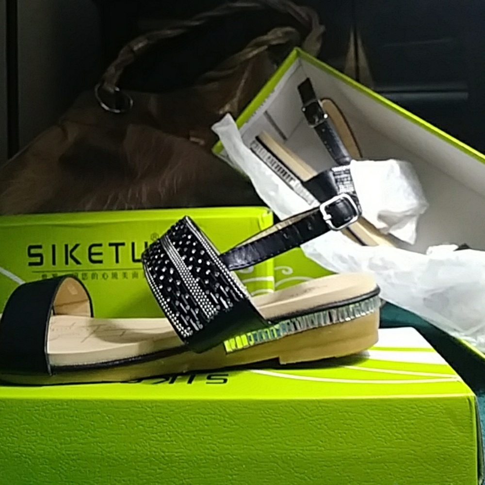 Sling-Back Sandal - Picture 4 of 4