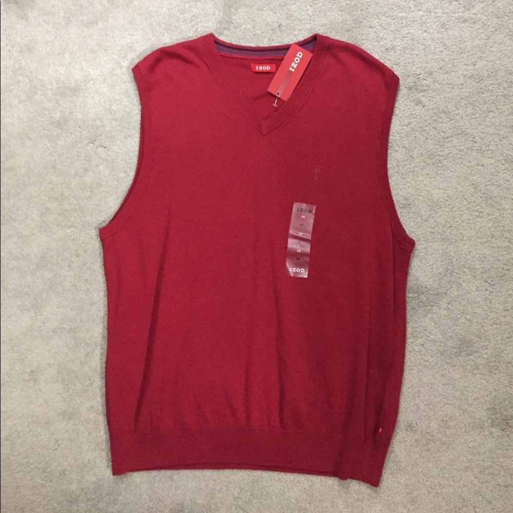 Men's NWT IZOD red sweater vest - size Large