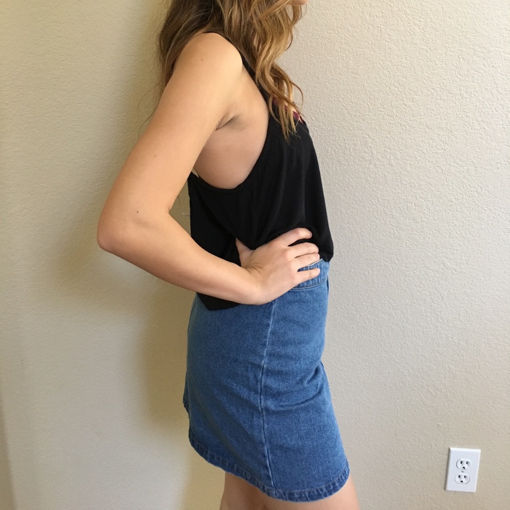 NEW Denim Mini Skirt - Picture 3 of 4