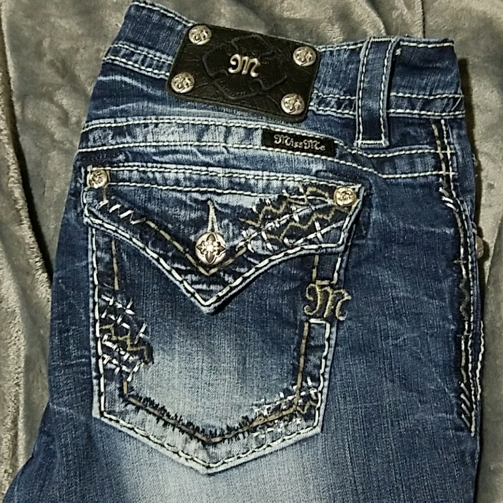 STUNNING MISS ME JEANS SKINNY! RARE SIZE 30X35