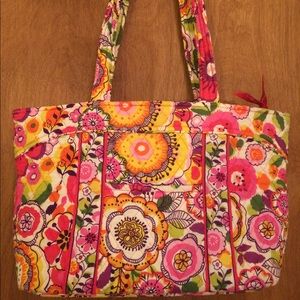 Vera Bradley tote
